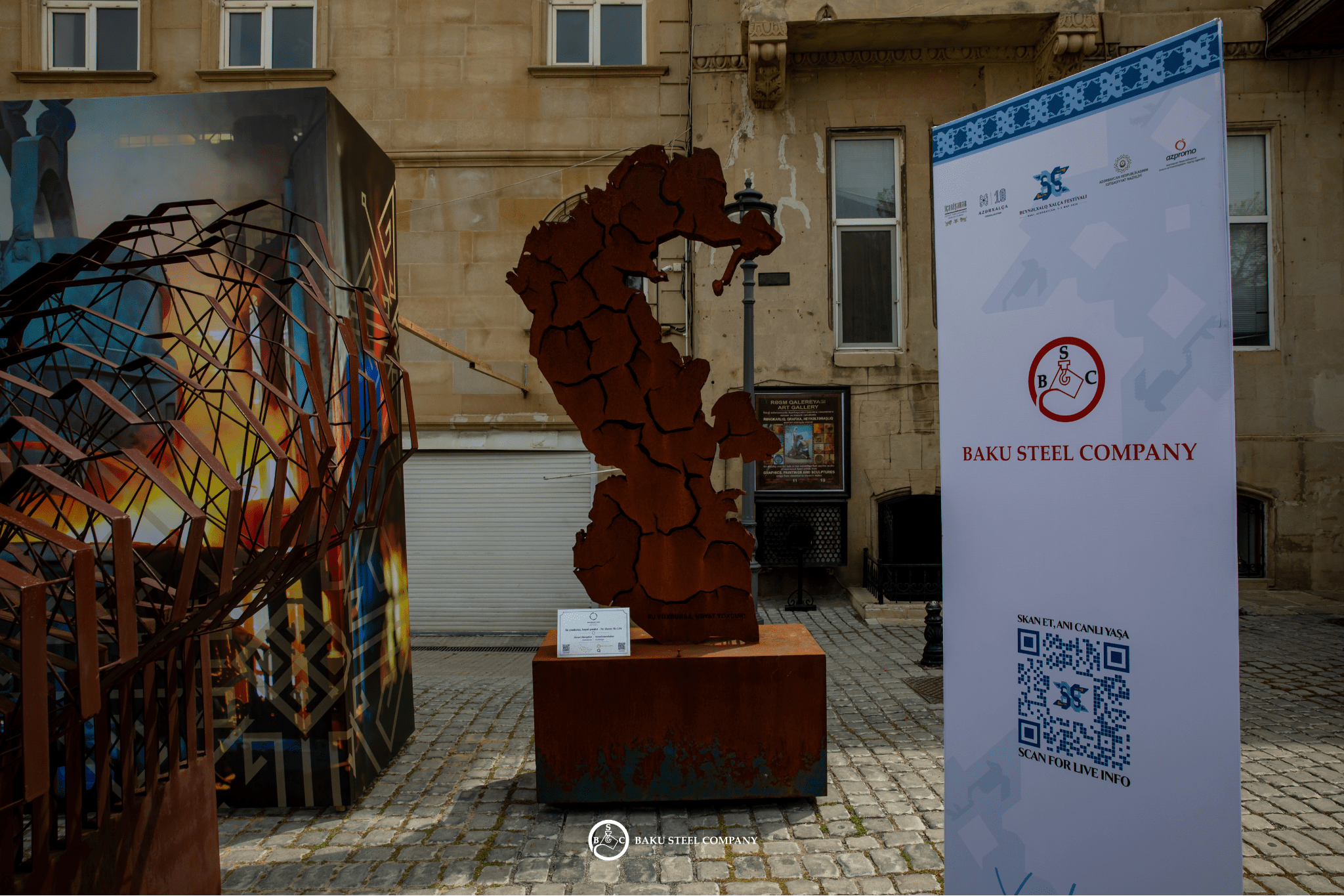 Baku Steel Company Xalça Festivalında polad sənətini təqdim etdi 5 5 8