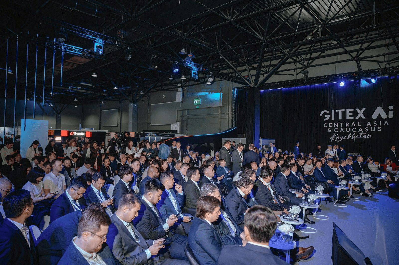 “AzInTelecom” GITEX AI 2026 qlobal müzakirələrində – Fotolar 4 a4