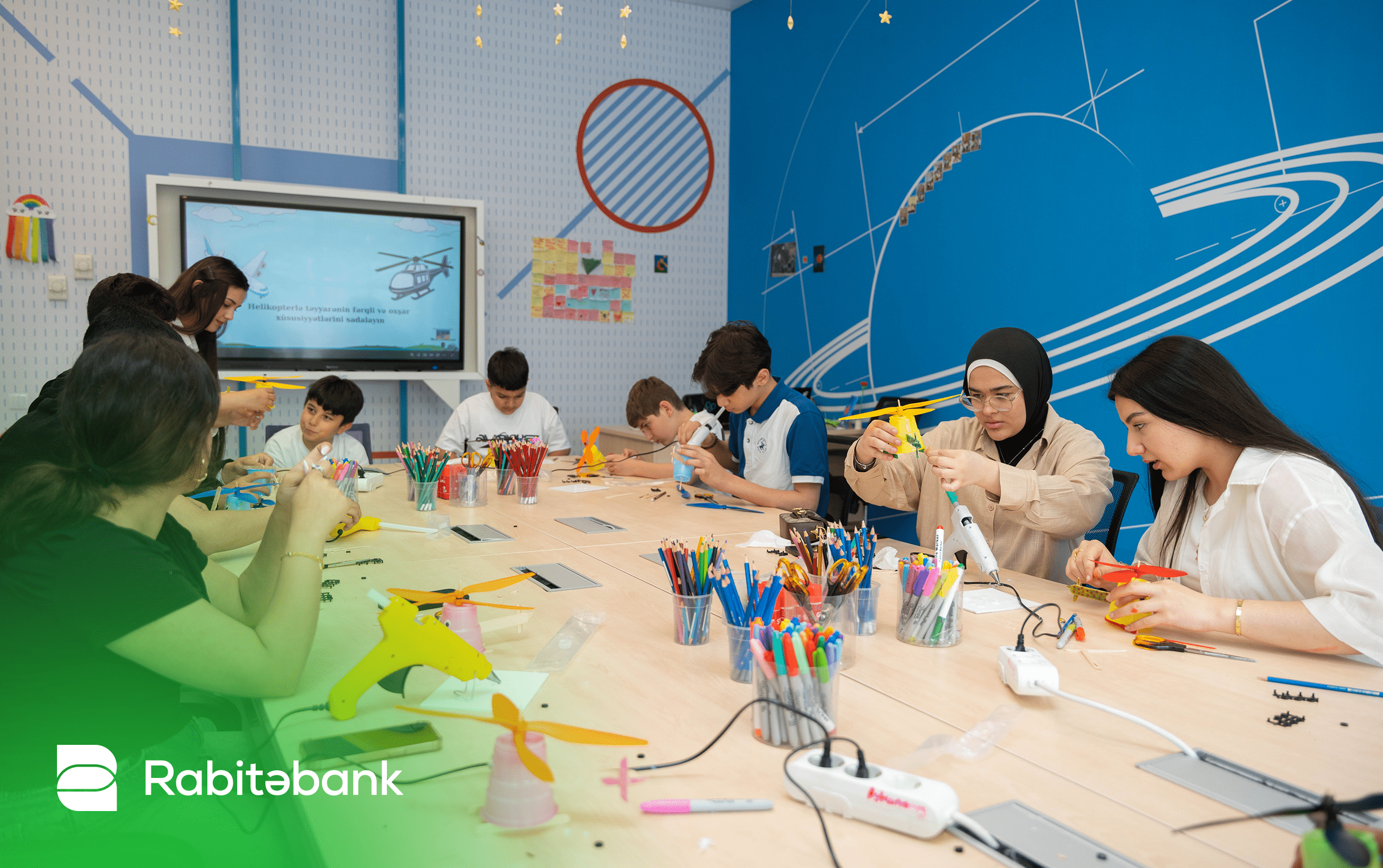 Rabitəbank və “İnnovasiyalar Mərkəzi” şəhid övladları üçün “Zəfərin gələcəyi” layihəsini həyata keçirib 15 15