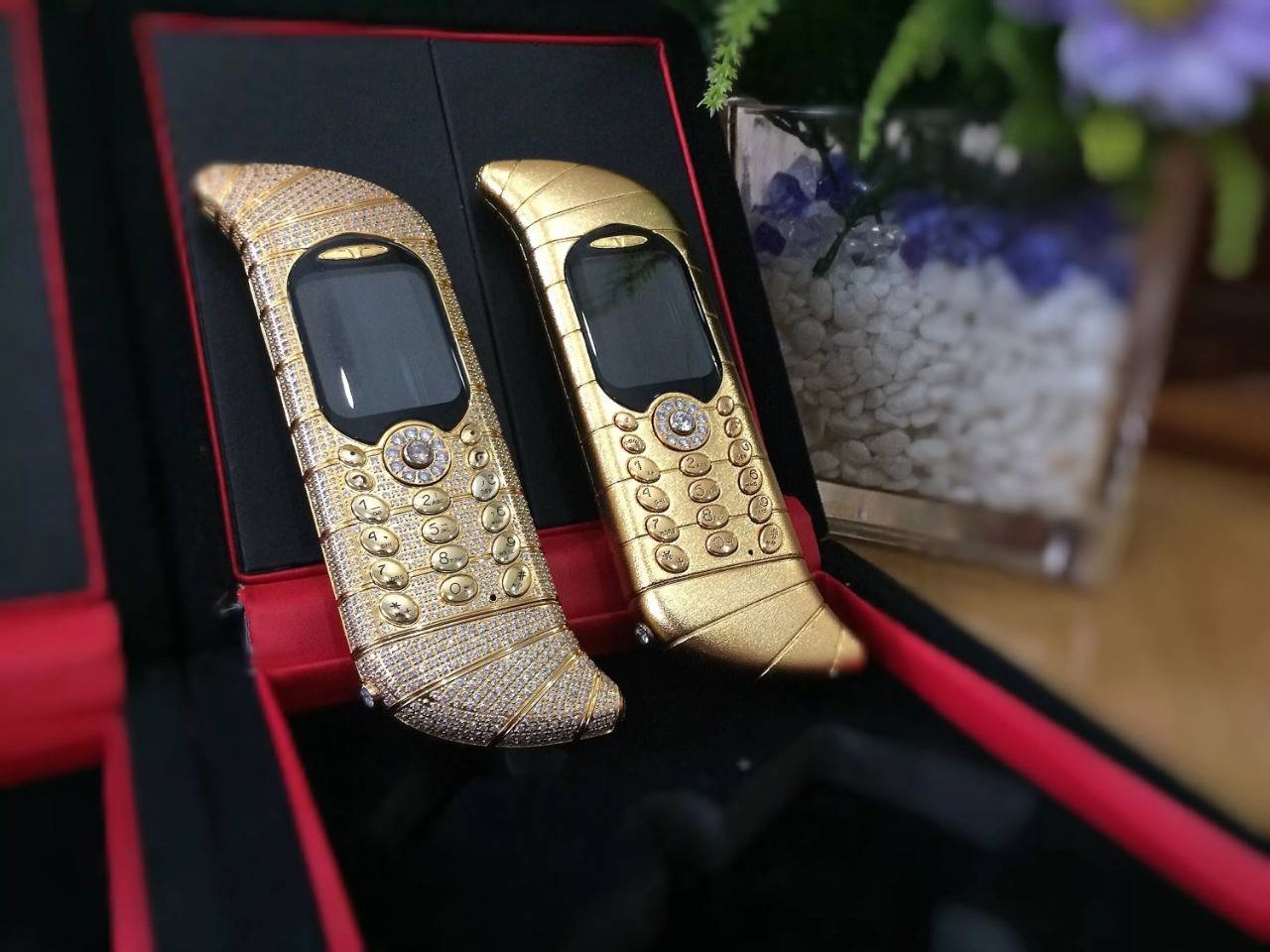 Dünyanın ən bahalı 10 telefonu — Fotolar 1 5316974164910479189 1