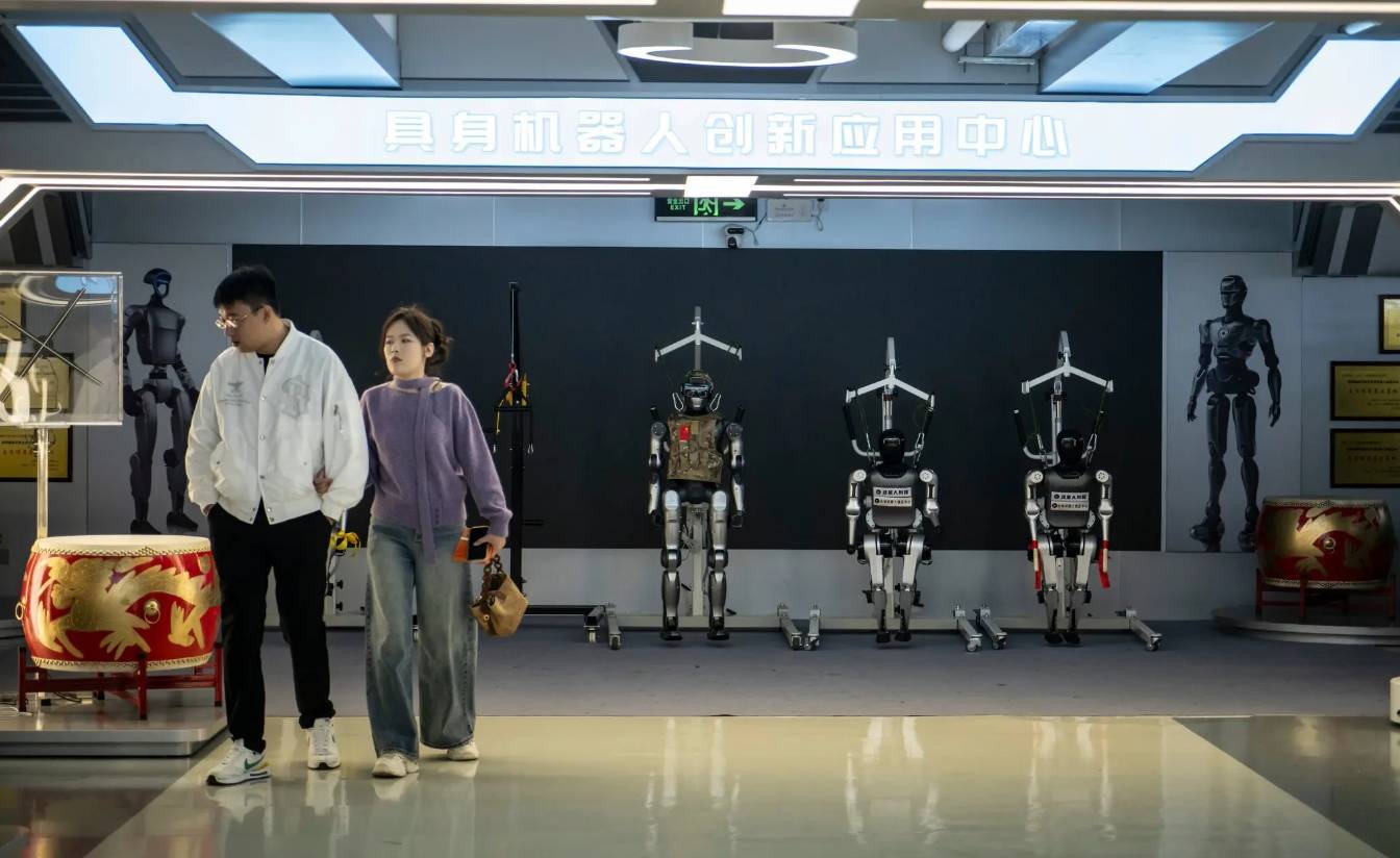 Çinin iştirakı olmadan robot hazırlamaq niyə demək olar mümkün deyil? 4 5555