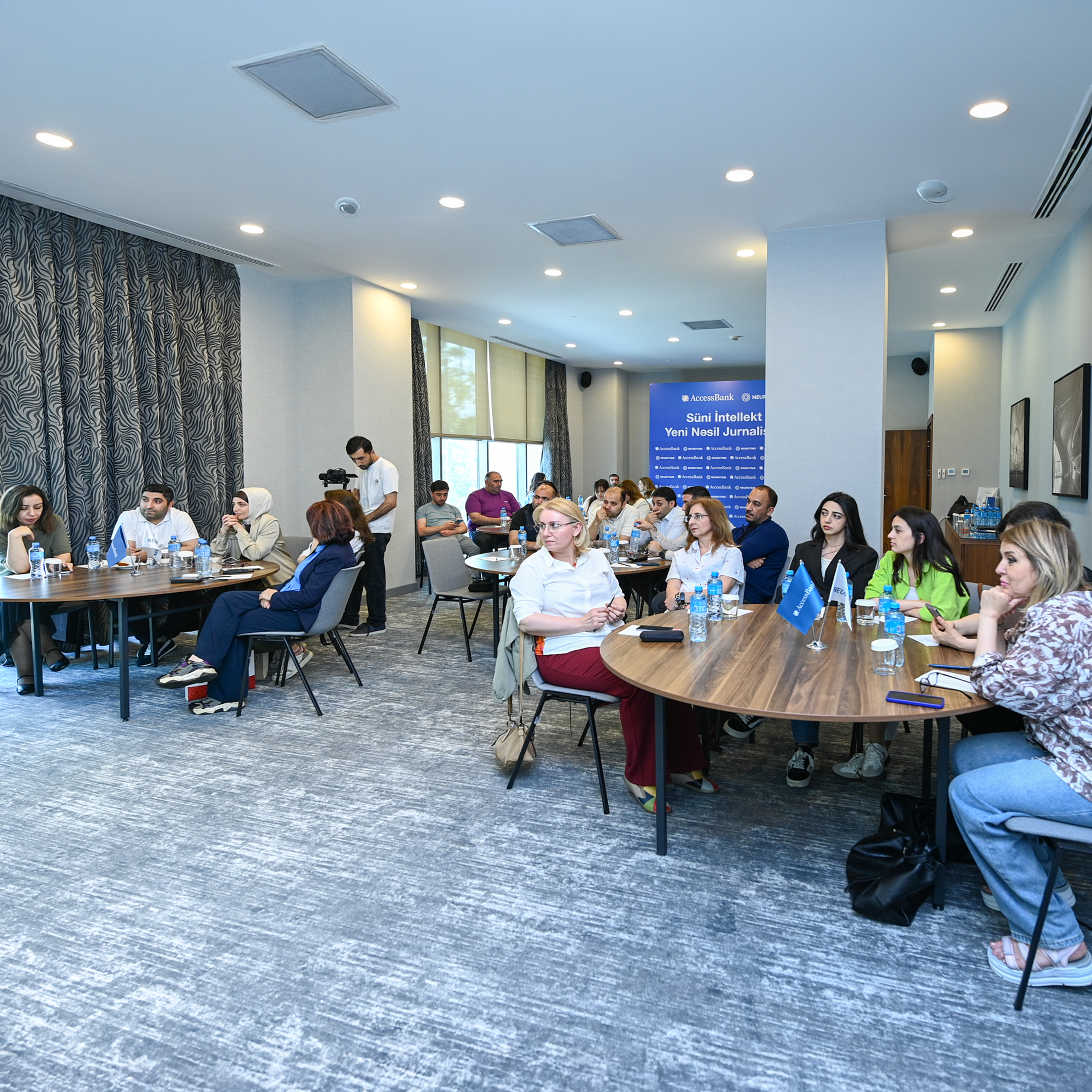 AccessBank və Neurotime-dan media üçün innovativ təlim: "Süni İntellekt və Yeni Nəsil Jurnalistikası" 1 PR MEDIA ucun interaktiv təlim 2 1