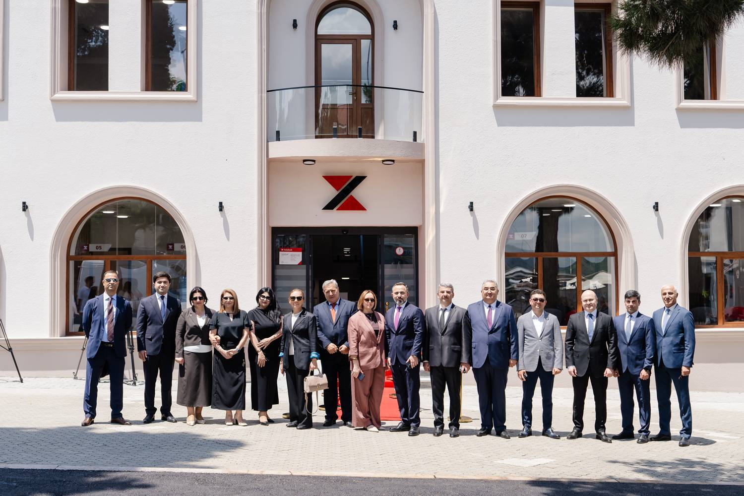 Xalq Bankın Xankəndi filialı fəaliyyətə başladı 1 1 1