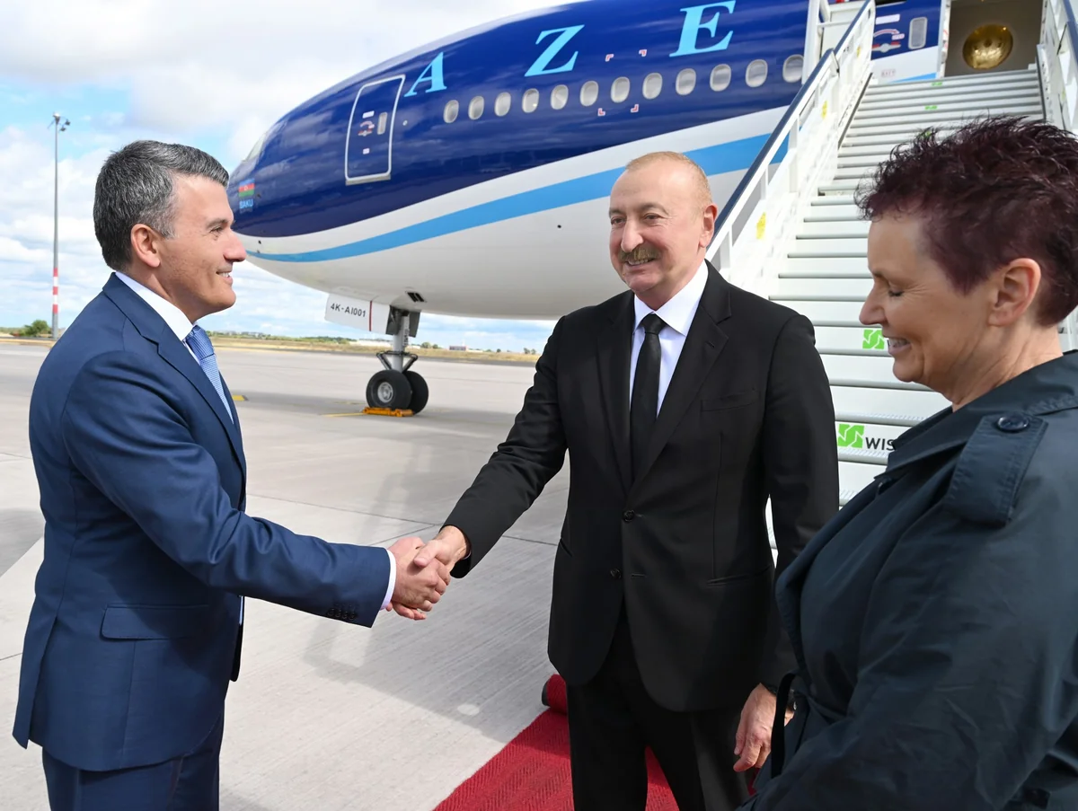 İlham Əliyev Almaniyaya rəsmi səfərə gəlib 5 6