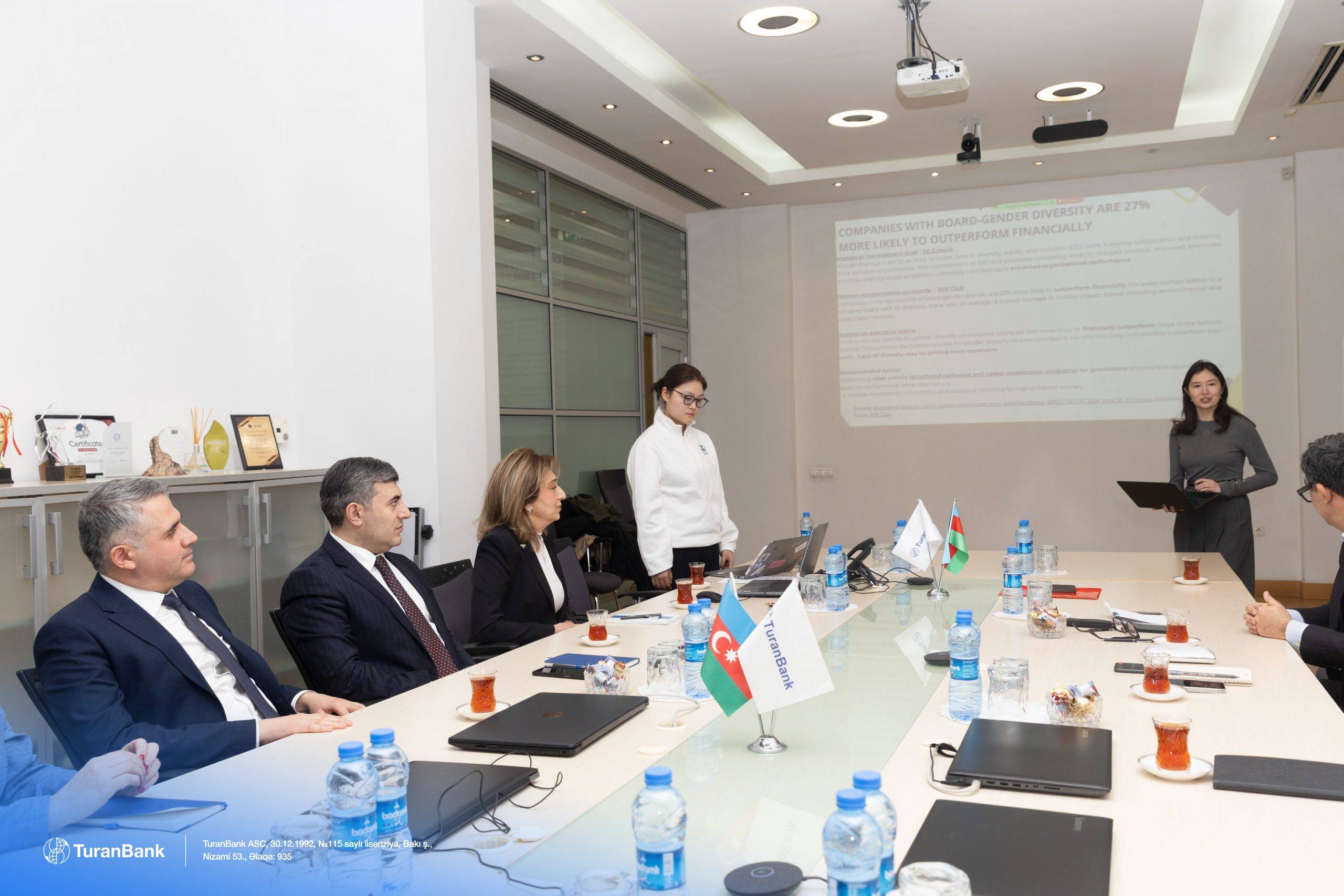 TuranBank beynəlxalq əməkdaşlıq çərçivəsində gender bərabərliyinə dair strateji layihəni yekunlaşdırdı 2 3 2 scaled