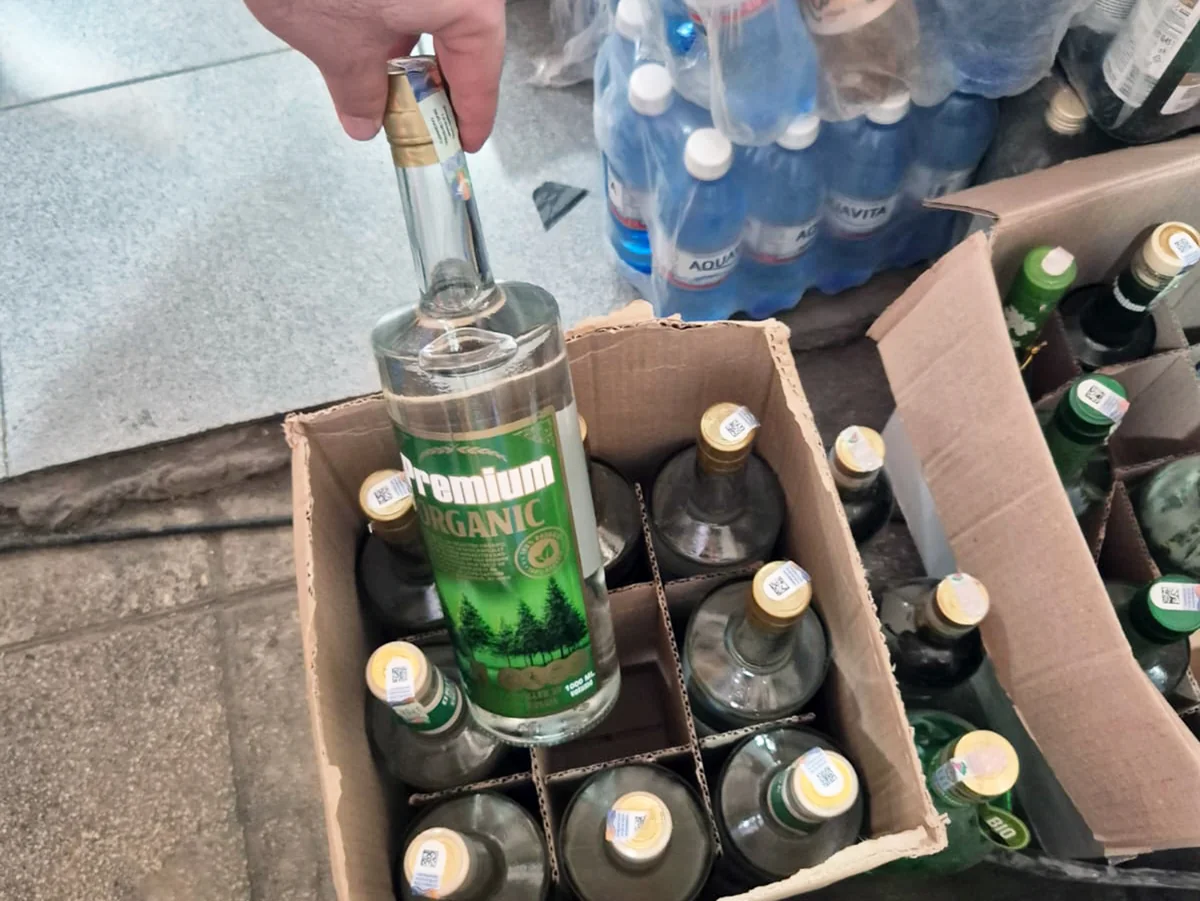 Vergi Xidməti 57 obyektdə saxta aksiz markalı məhsullar aşkarladı 2 93uOIqM4wI5vv42PK11Jbu86gakzYrJB0sAnD5MM 1200