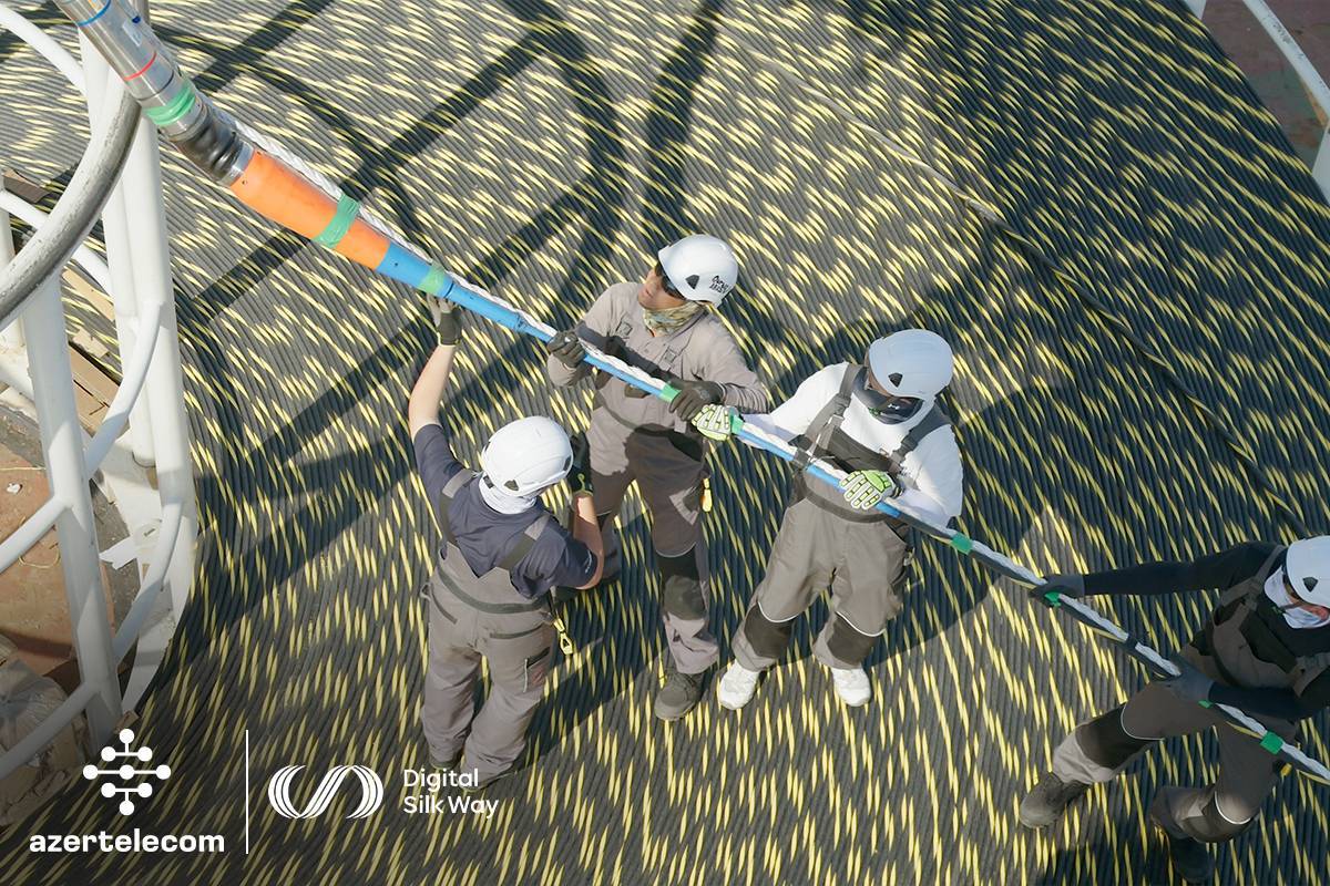 Xəzər dənizinin dibi ilə Trans-Xəzər Fiber-Optik Kabel Xəttinin çəkilişi başa çatıb 3 FOTO 4