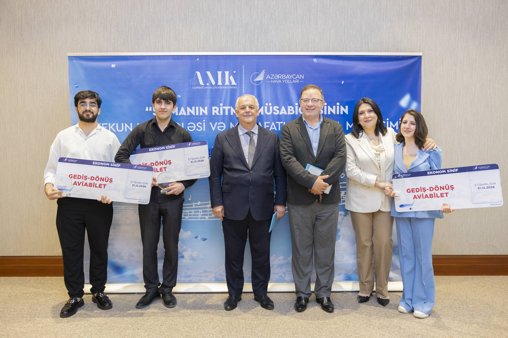 Azərbaycan Hava Yolları və Milli Konservatoriya Milli Musiqi Gününə həsr olunan müsabiqə keçirib 1 2 1