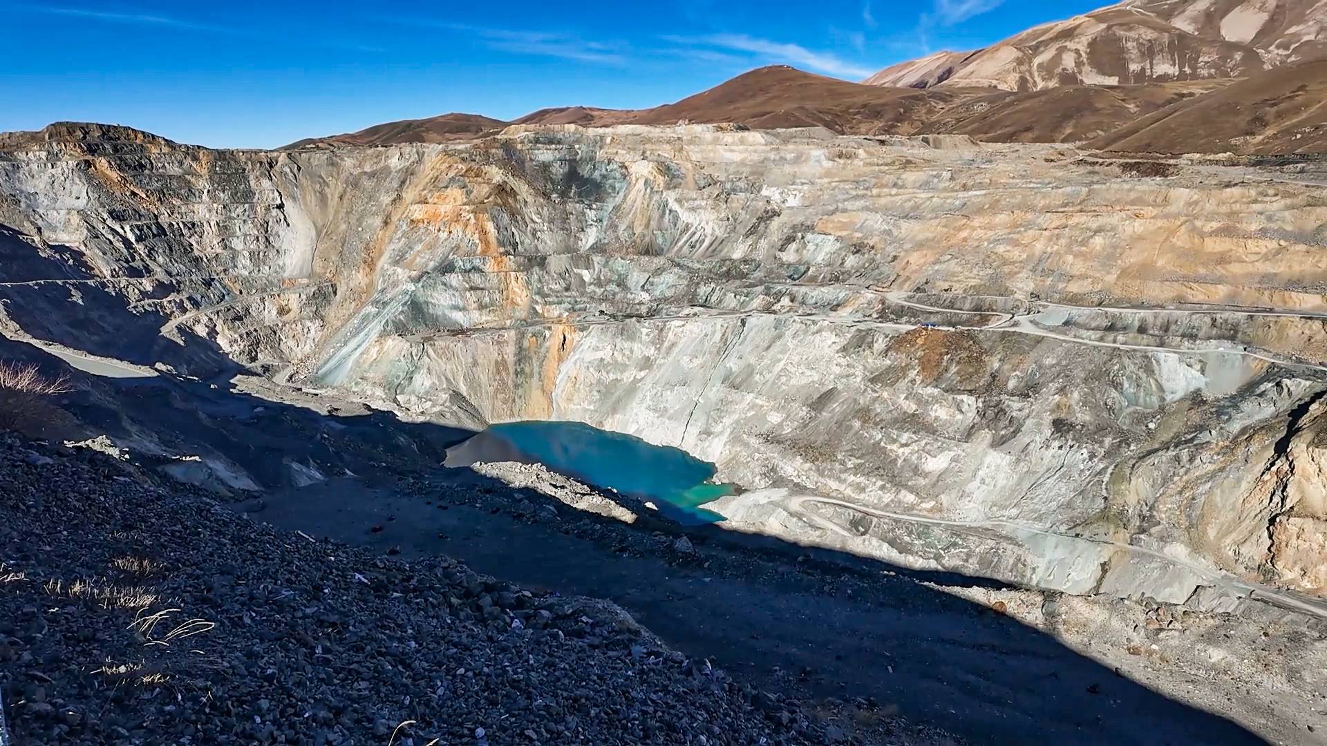 “AzerGold” Söyüdlü (Zod) qızıl yatağında ilk qazma-partlayış əməliyyatını həyata keçirib 8 8 34