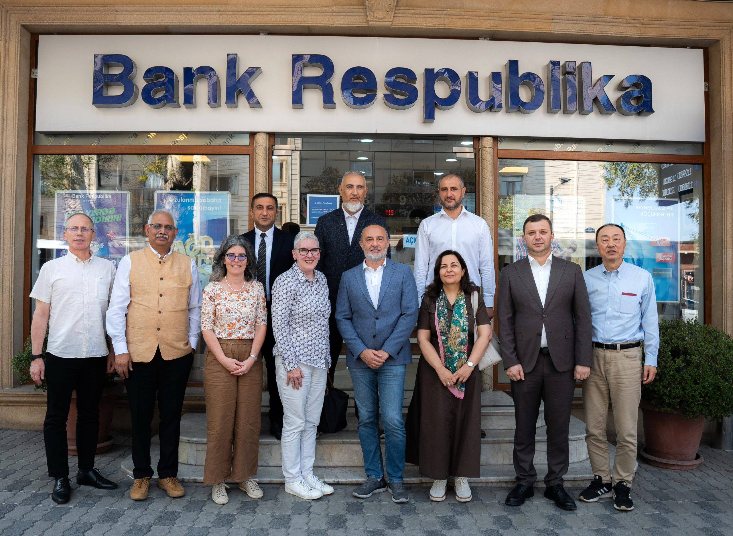 AİB Direktorlar Şurasının üzvləri Gəncədə Bank Respublika-nın maliyyələşdirdiyi bizneslərlə tanış olublar 4 BR ADB 02 scaled