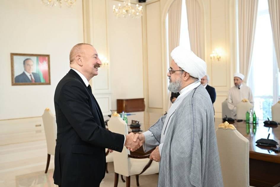 İlham Əliyev Bakıda keçirilən beynəlxalq konfransların iştirakçılarını qəbul edib 2 photo 2026 09 15 12 28 24 2
