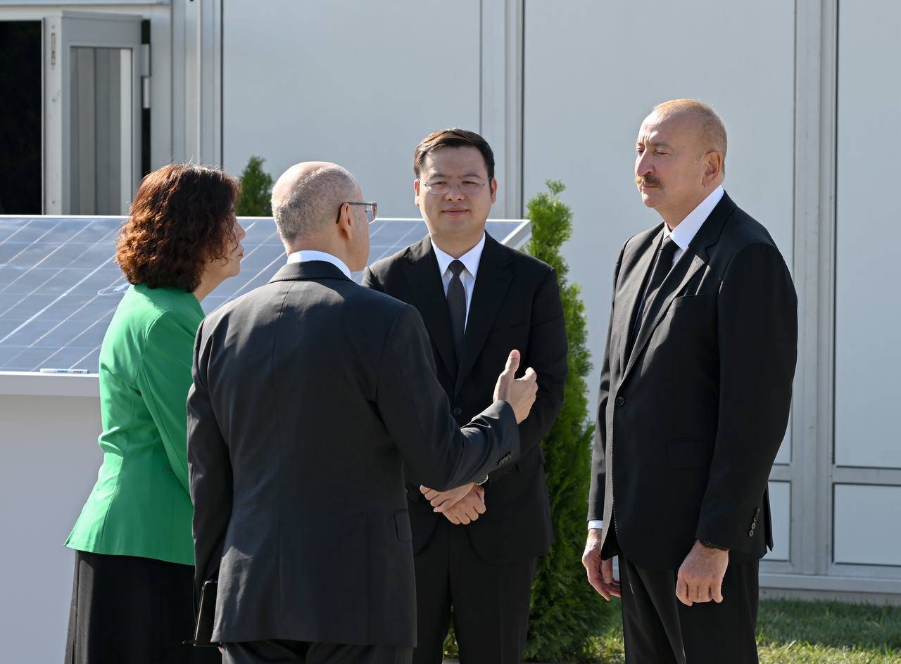 Prezident İlham Əliyev “Qobustan” Günəş Elektrik Stansiyasının açılışında iştirak edib 2 photo 2026 09 16 12 27 49